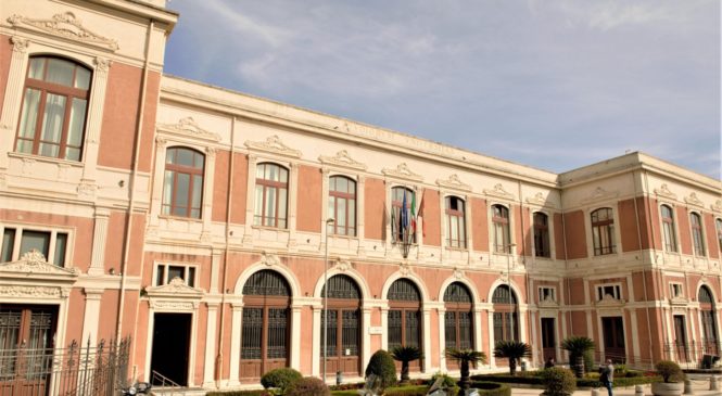 ELEZIONI DIRETTORI DIPARTIMENTI, L’ASSOCIAZIONE “UNI X ME”: “DOPO IL VOTO URGE RESTITUIRE PESO ELETTORALE AGLI STUDENTI. CONFIDIAMO NEL RETTORE CUZZOCREA”