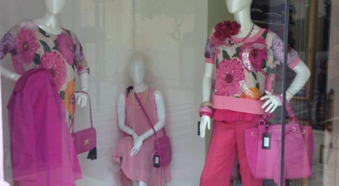 CAPO D’ORLANDO – ALLA BOUTIQUE N.10 DEL VIALE ARRIVANO I SALDI FINO AL 60%