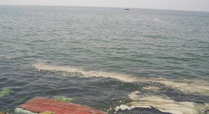 BROLO – SVERSAMENTI ILLECITI E MALEODORANTI DI LIQUAMI IN MARE PROVENIENTI DA ALTRI COMUNI VICINIORI