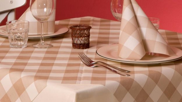 In trattoria a Pace del Mela dopo le 18, denunciati il titolare e altre otto persone