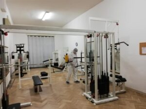 RIPARTITI – A BROLO, IN SICUREZZA, CI SI ALLENA ALLA FIT FOR LIFE